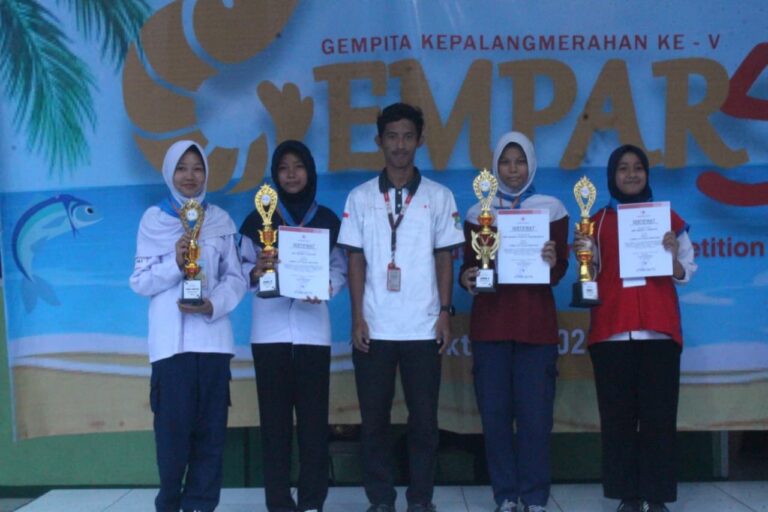 GEMPITA KEPALANGMERAHAN KE-5 TANGERANG RAYA 2026 DIGELAR DI KRONJO, SMPN 10 KOTA TANGERANG RAIH PIALA BERGILIR PMR MADYA